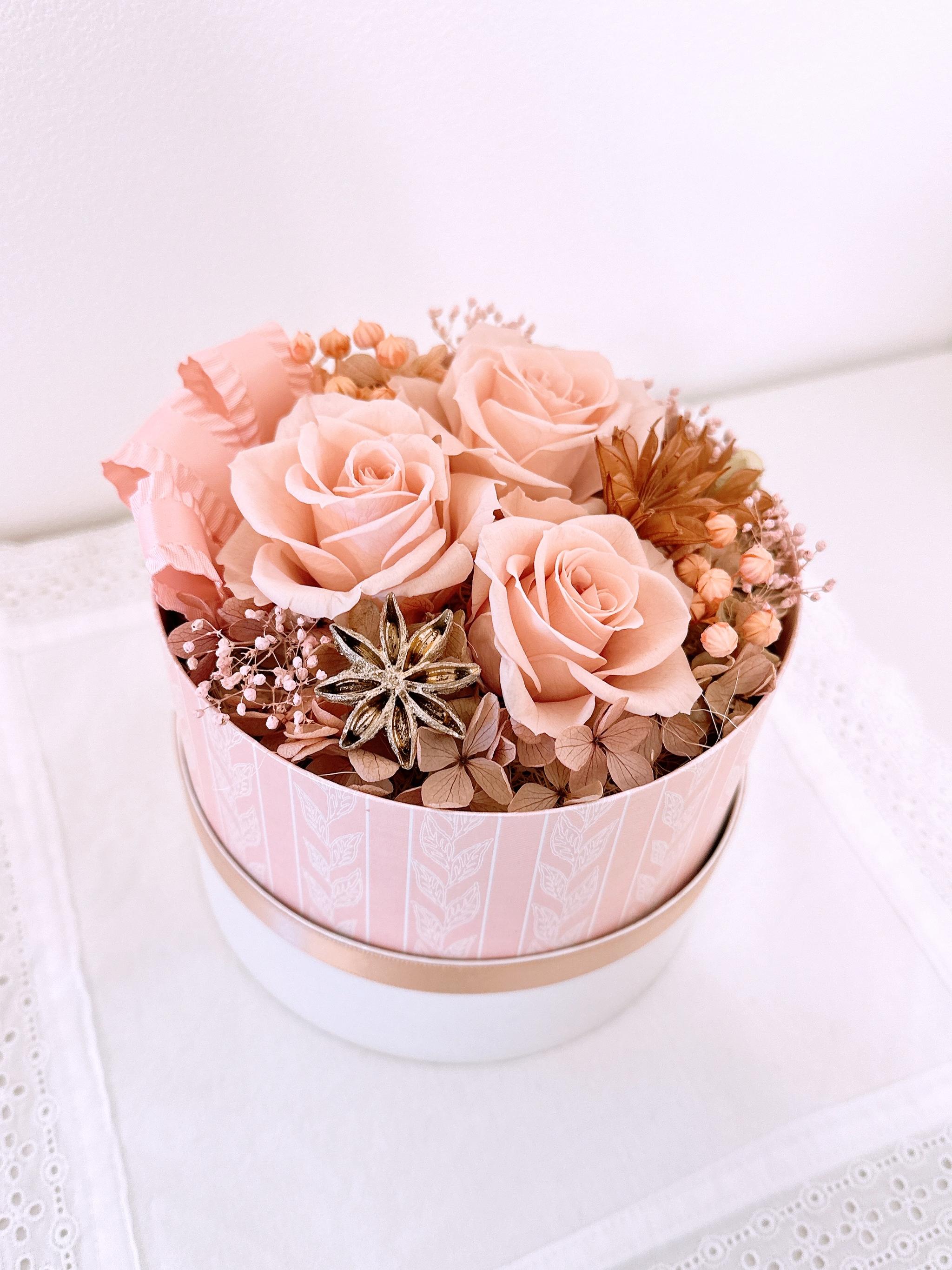 BOXアレンジ】ローズのフラワーボックス くすみピンク ルビー 母の日2026 ギフト 誕生日 記念日 結婚祝い | 4枚目